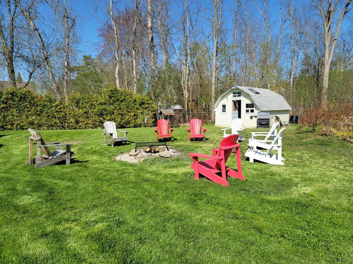 Fun Place With A Sandy Beach For Swimming, Boating, And Fishing, Featuring 3 Available Cabins Fenelon Falls 외부 사진